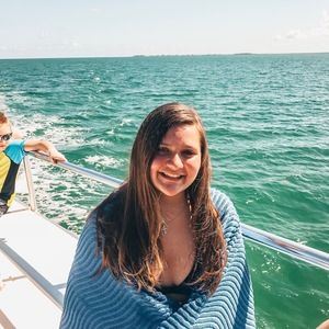 Meet your Posher, Taylor